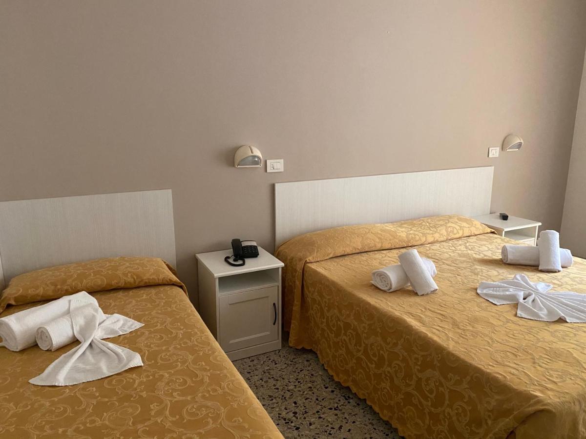 Hotel Modenese リッチョーネ エクステリア 写真