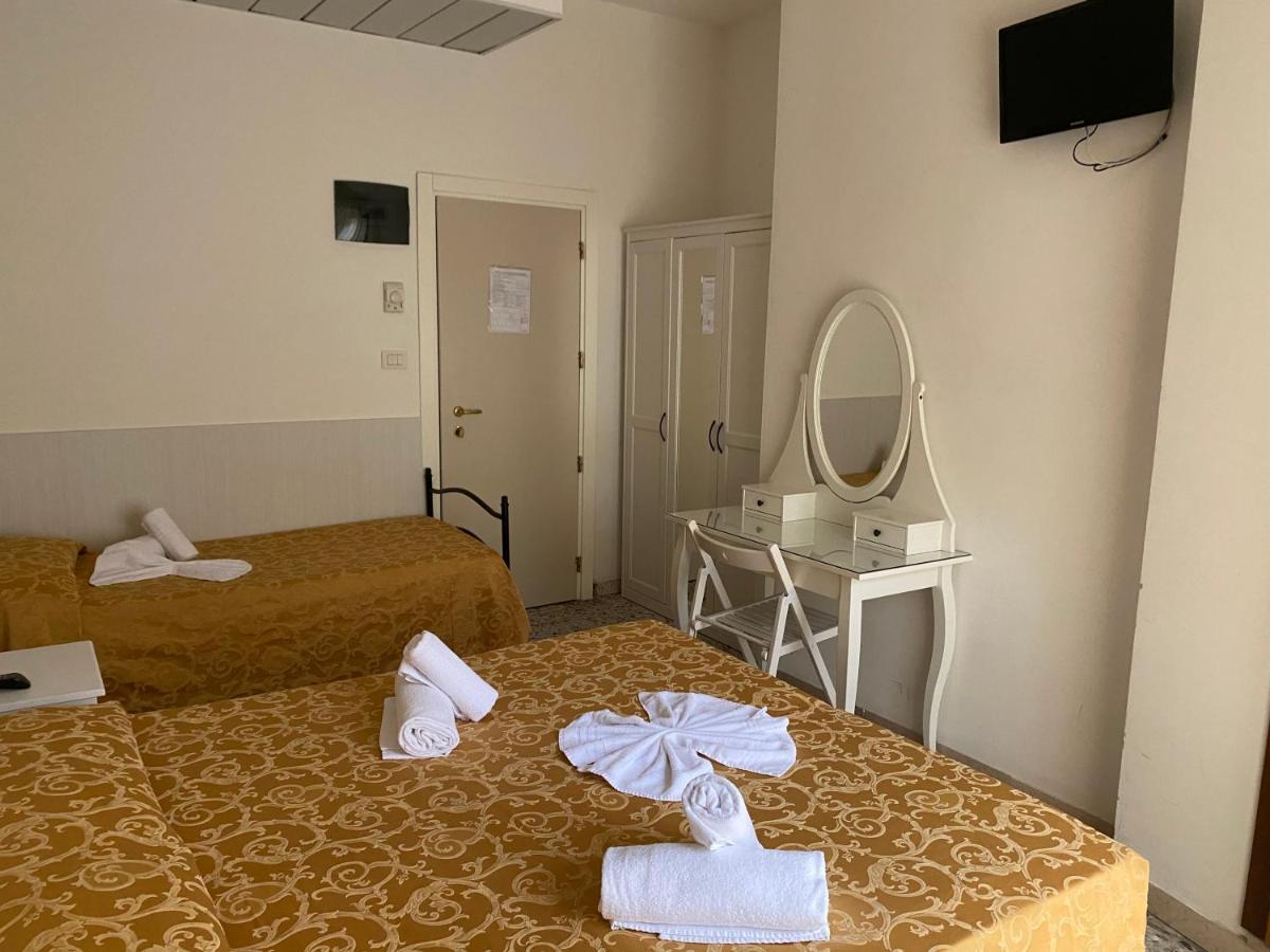 Hotel Modenese リッチョーネ エクステリア 写真