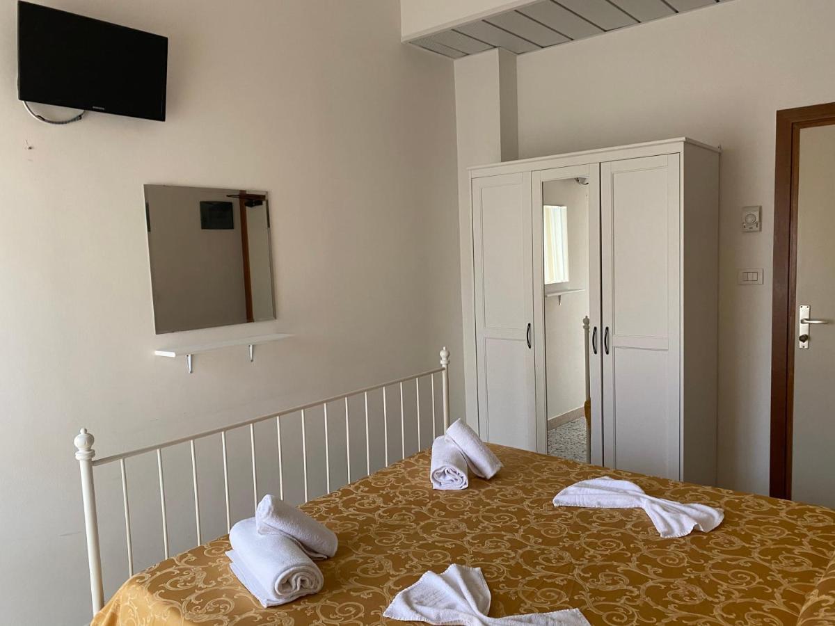 Hotel Modenese リッチョーネ エクステリア 写真