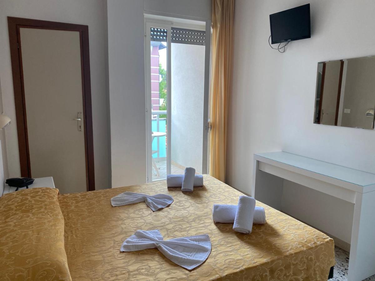 Hotel Modenese リッチョーネ エクステリア 写真