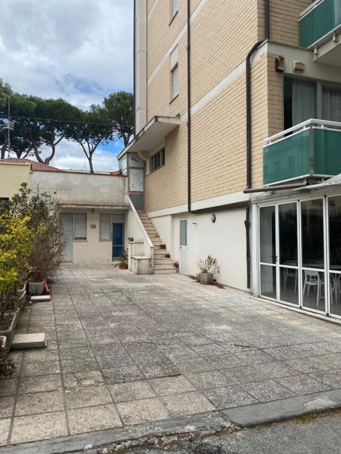 Hotel Modenese リッチョーネ エクステリア 写真