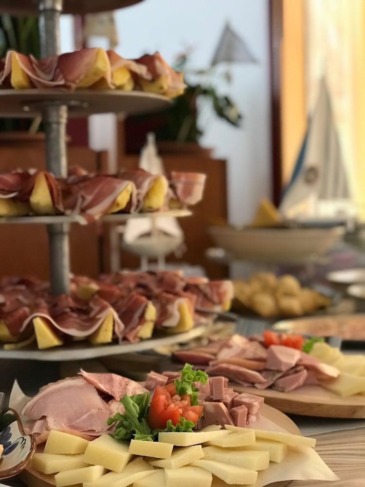 Hotel Modenese リッチョーネ エクステリア 写真